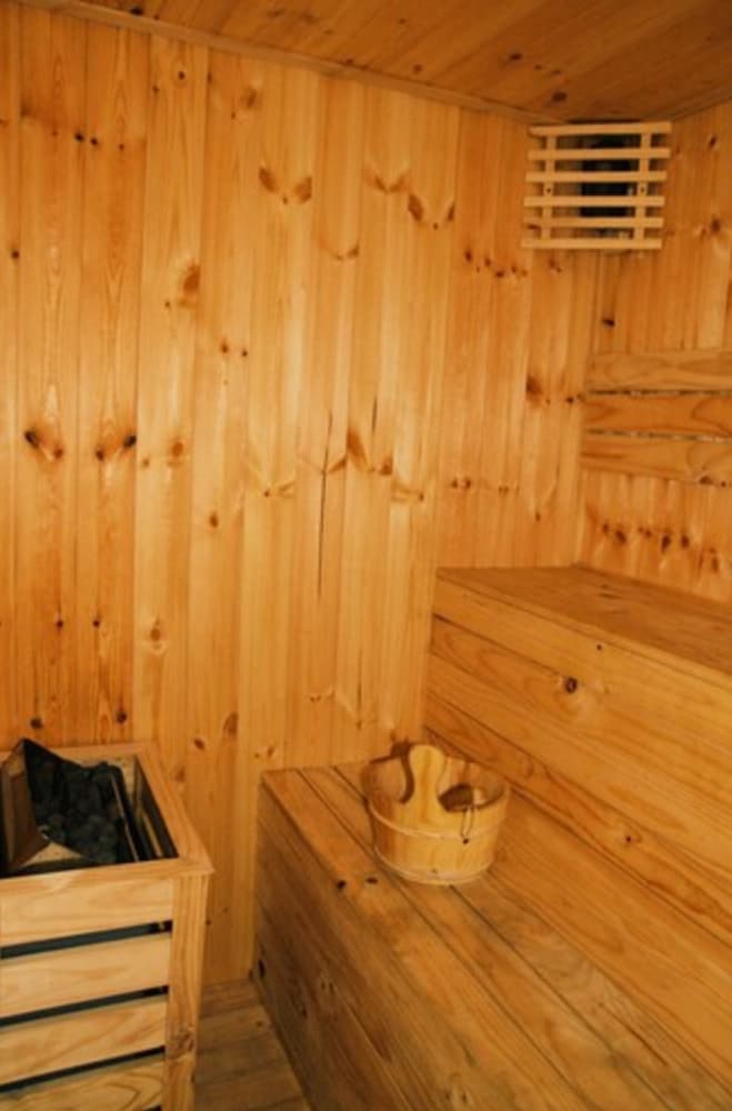 Фото Cordial Hotel