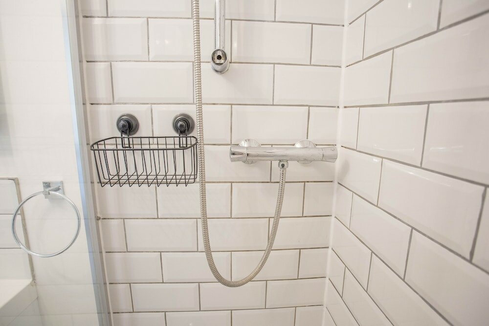 Фото Snug with Views of the Chilterns