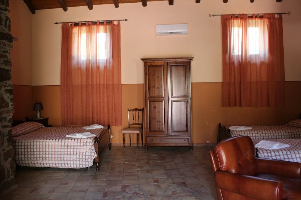 Фото Ponte Calatrasi Agriturismo