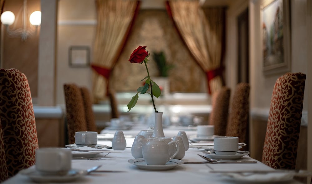 Фото Rochester Hotel by Blue Orchid