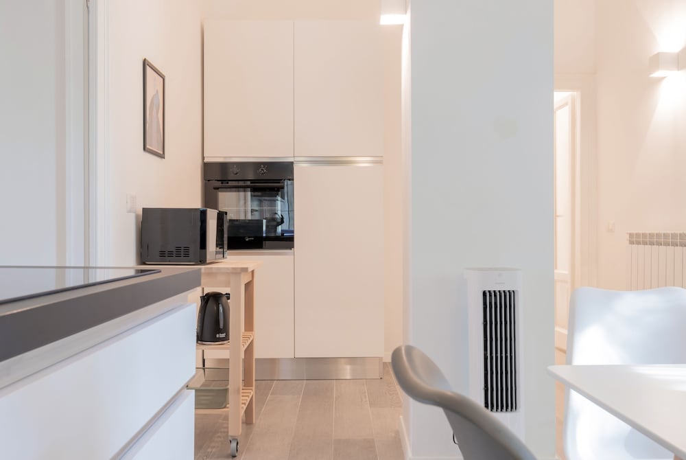 Фото Charming Apartment Milano City Center