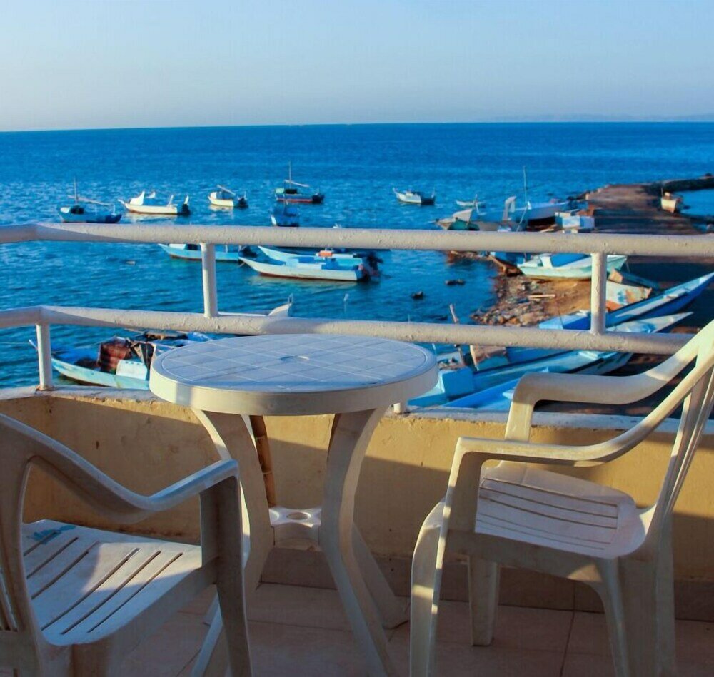 Фото Boulevard Apartment Hotel