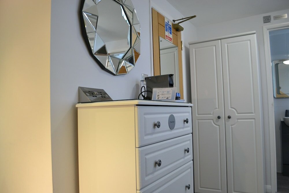 Фото Harriet House B&b