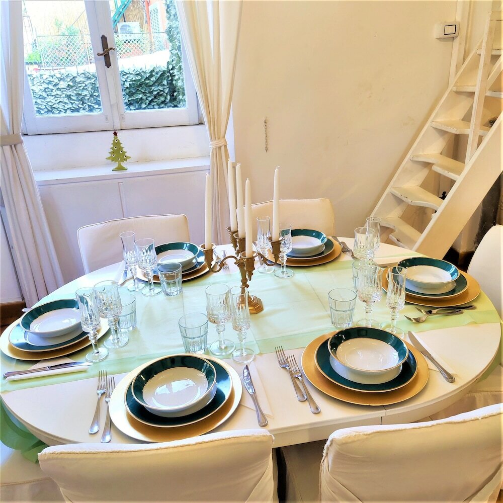 Фото Monserrato Apartment