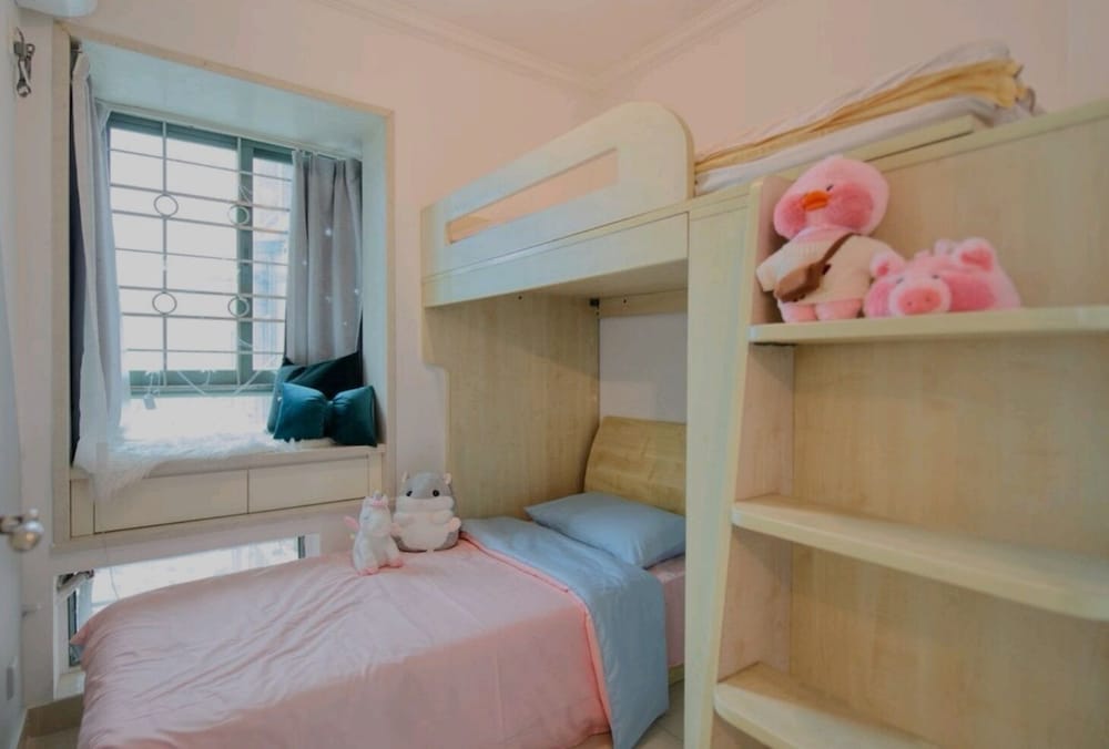 Фото Four Seasons Window View Apartment