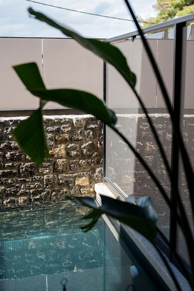 Фото Opal Executive Suites