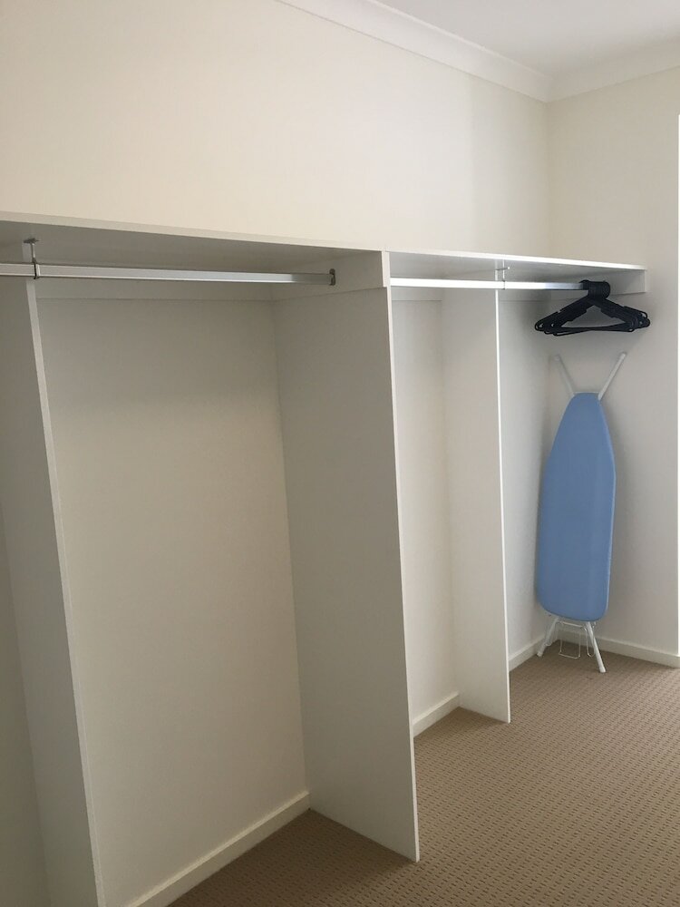 Фото Apple House Upper Point Cook