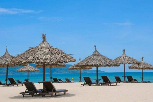 Гостиница Elegant Pool Villa In 5star Resort My Khe Beach Num11 в Дананге