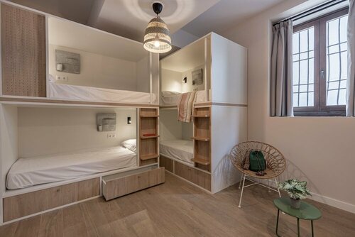 Хостел Líbere Córdoba Patio Santa Marta в Кордове