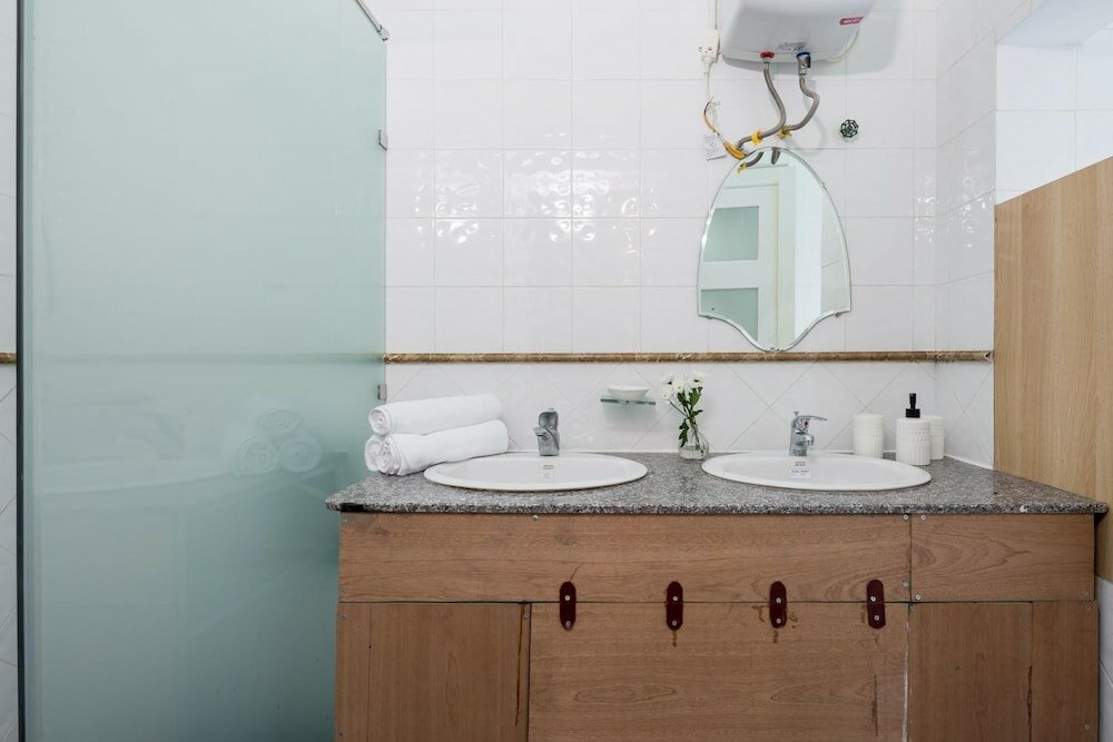 Фото Little Pig Home - Hostel