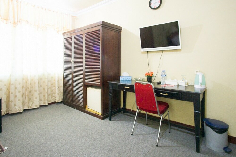 Фото RedDoorz Plus near Pelabuhan Bitung