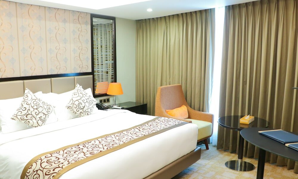 Фото Grand Sylhet Hotel & Resort