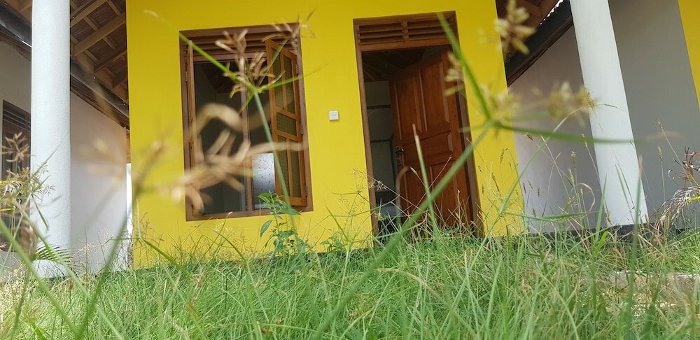 Фото Exotic Beach Hotel