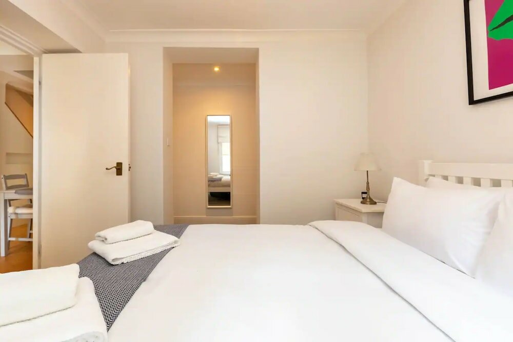 Фото Lovely 1 Bedroom Apartment in Colourful Notting Hill