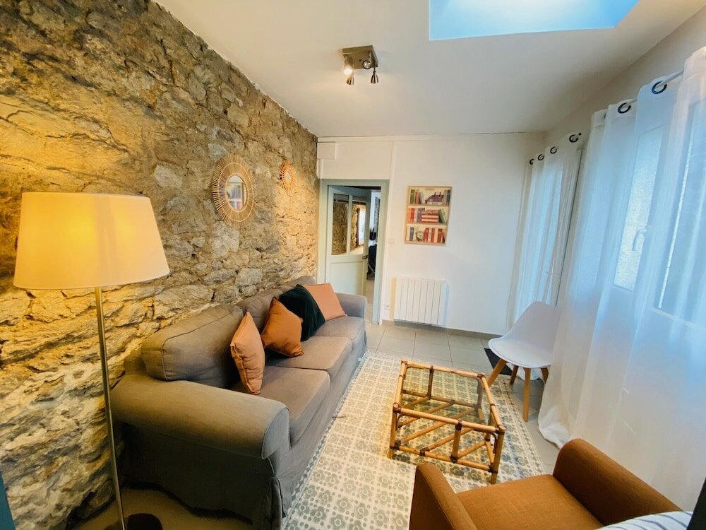 Фото Hôtel Saint-Michel