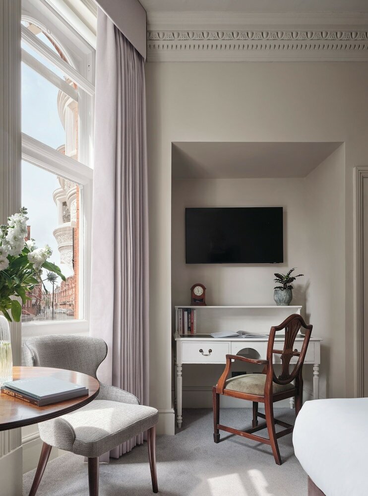 Фото 11 Cadogan Gardens, The Apartments and The Chelsea Townhouse by Iconic Luxury Hotels