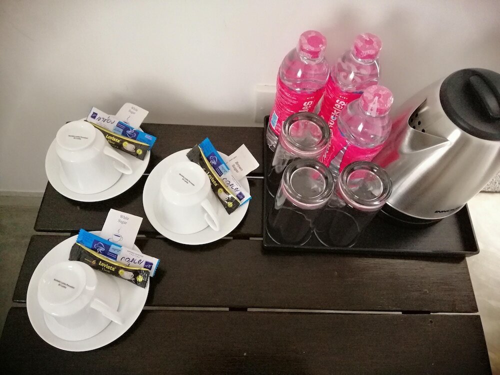 Фото Dreamers Lodge - Hostel