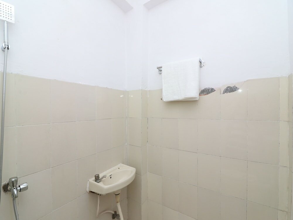 Фото Spot On 42402 Doon Inn