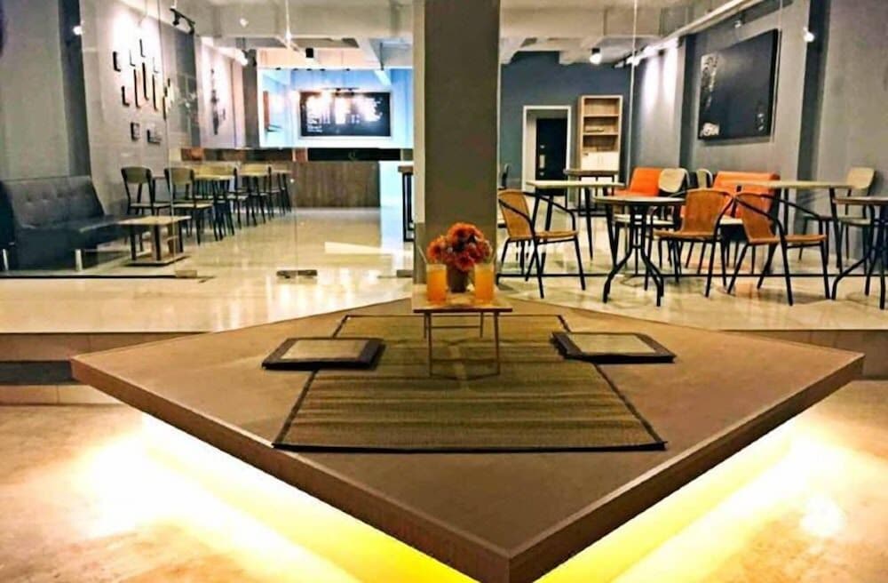 Фото Youth Hostel