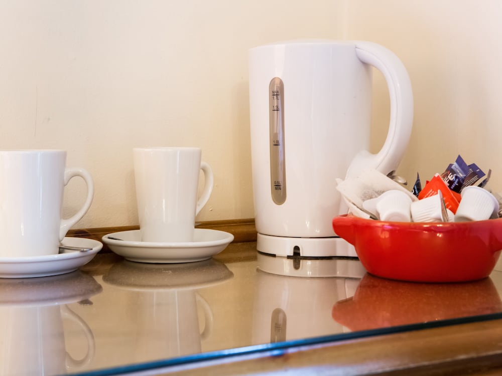 Фото Oyo Ye Olde Bowling Green Inn