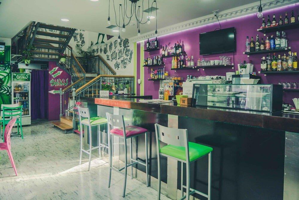 Фото Shiku Hostel