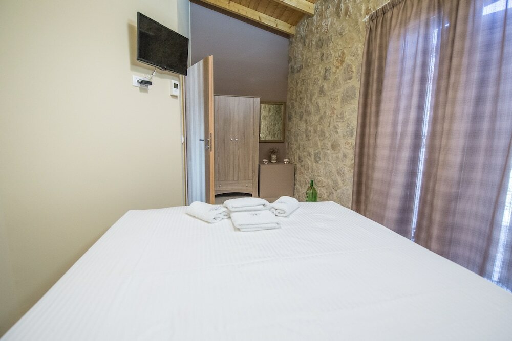 Фото Roggaki Ionian Villas