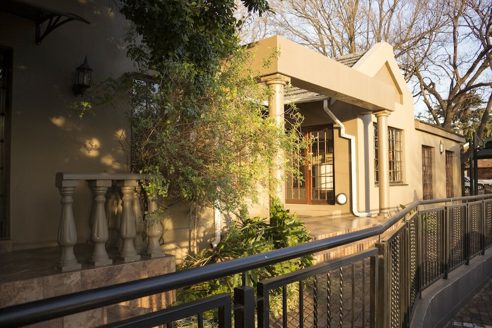 Фото Ruth Avenue Guest House