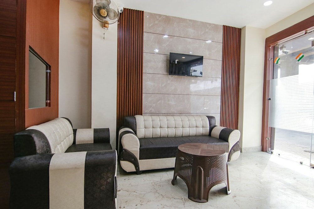 Фото Fabhotel Tarry Town