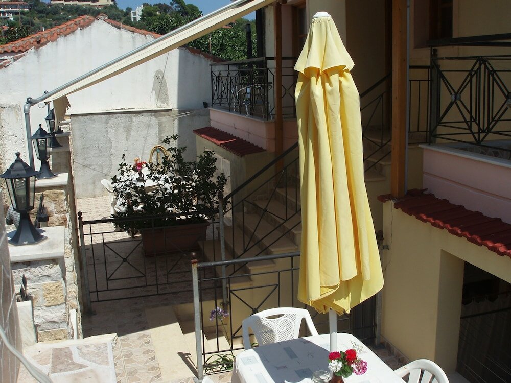 Фото Hellen Studios