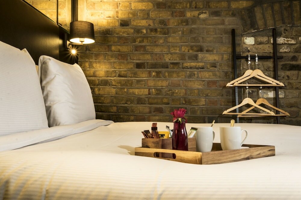 Фото Camden Enterprise Hotel & Pub