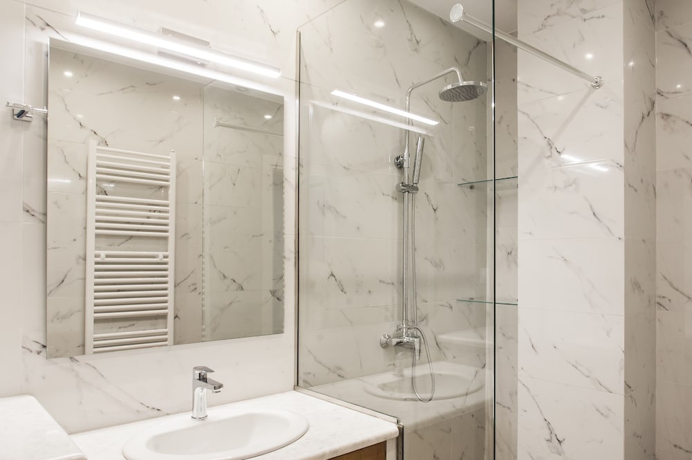 Фото Lovely 1br Apartment in Koukaki