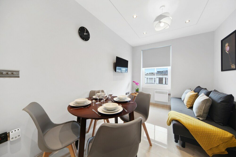 Фото Executive Apartments in Camden Town