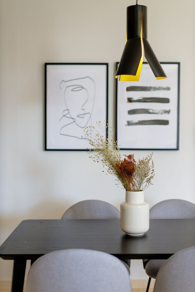 Фото Upstreet Convenient 2bd Apartment