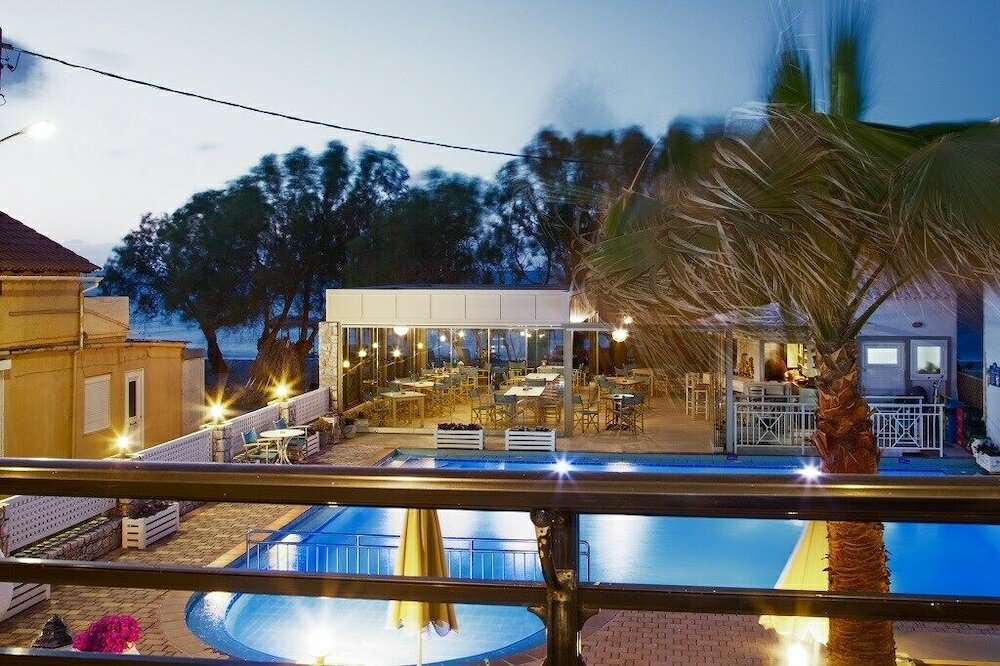 Фото Alkionides Seaside Apartments