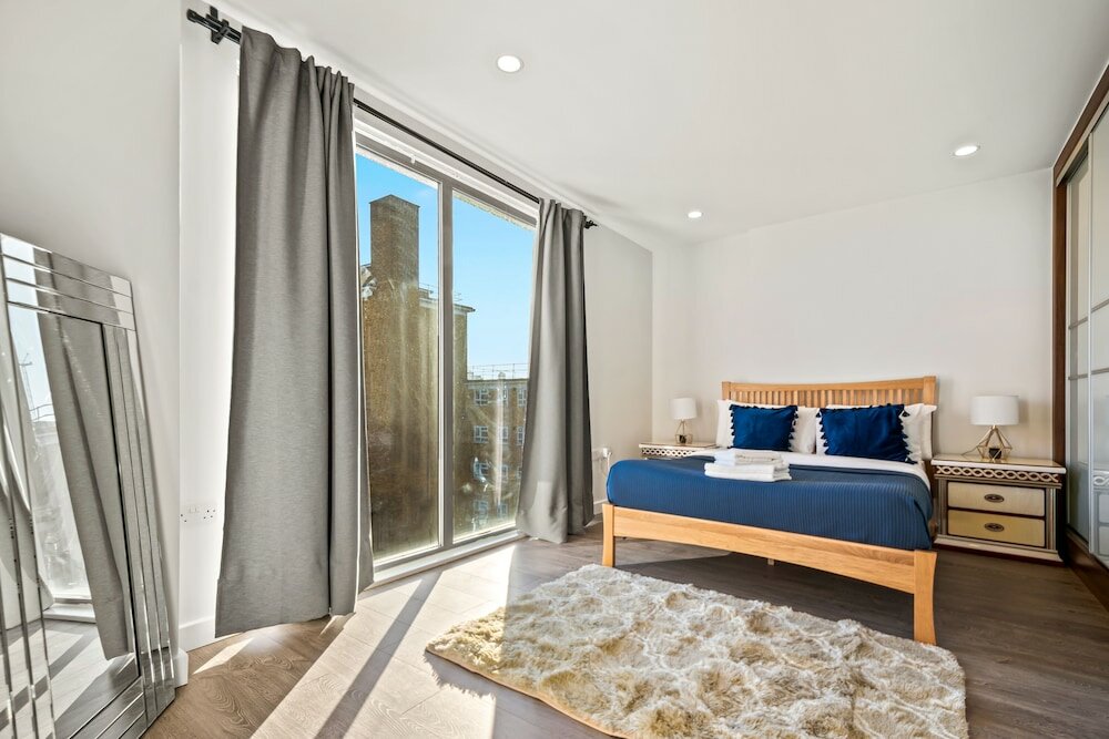 Фото Three Bedroom Apartment in Hoxton