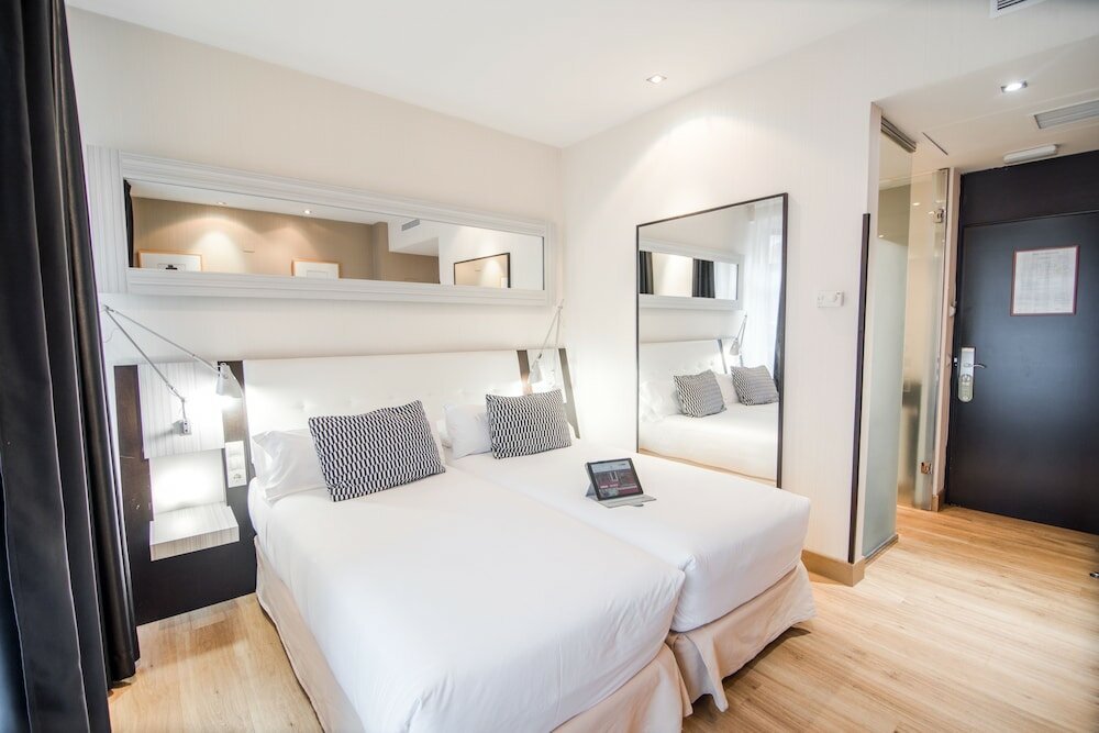 Фото Petit Palace Chueca