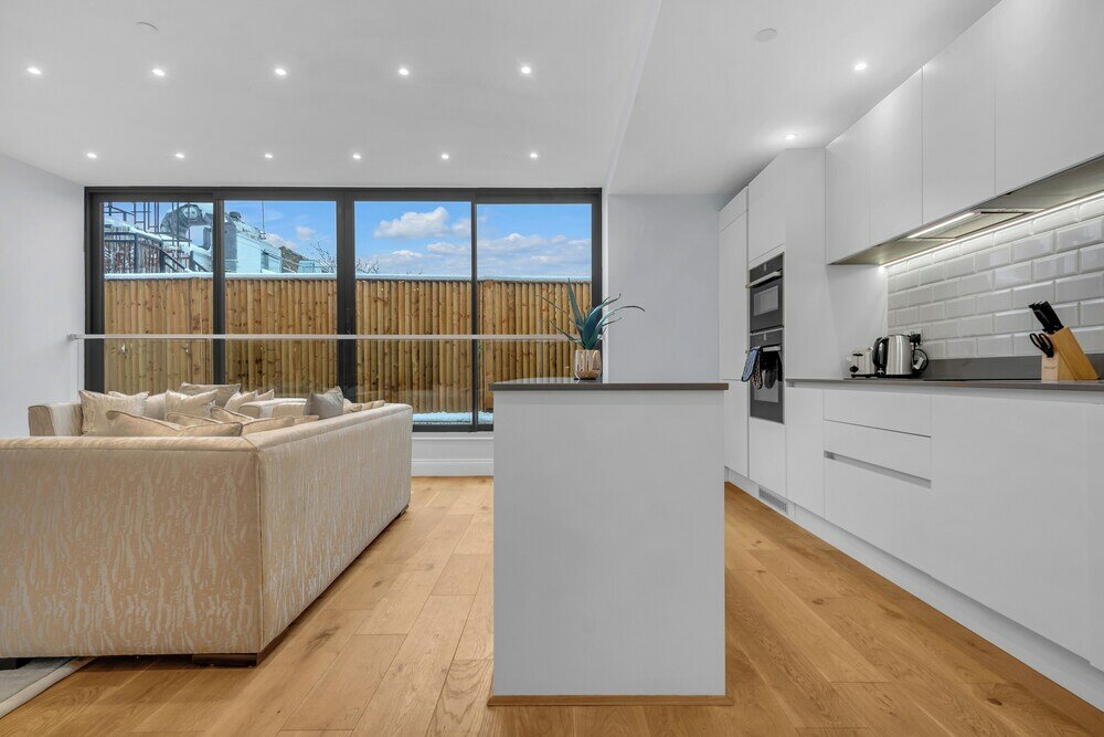 Фото Three Bed Spacious Apartment in Dalston