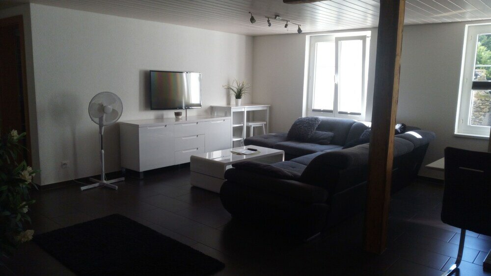 Фото 3 Bedroom Apartment at Lake Constance