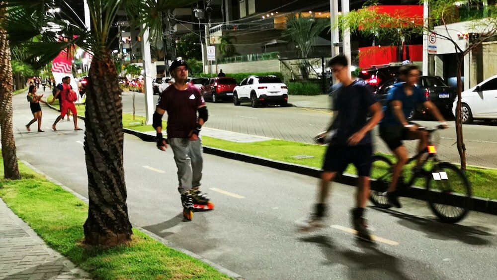 Фото Seaflats Iate Plaza Hotel