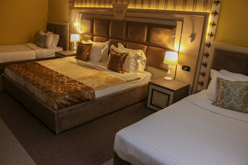 Фото Hotel Deluxe