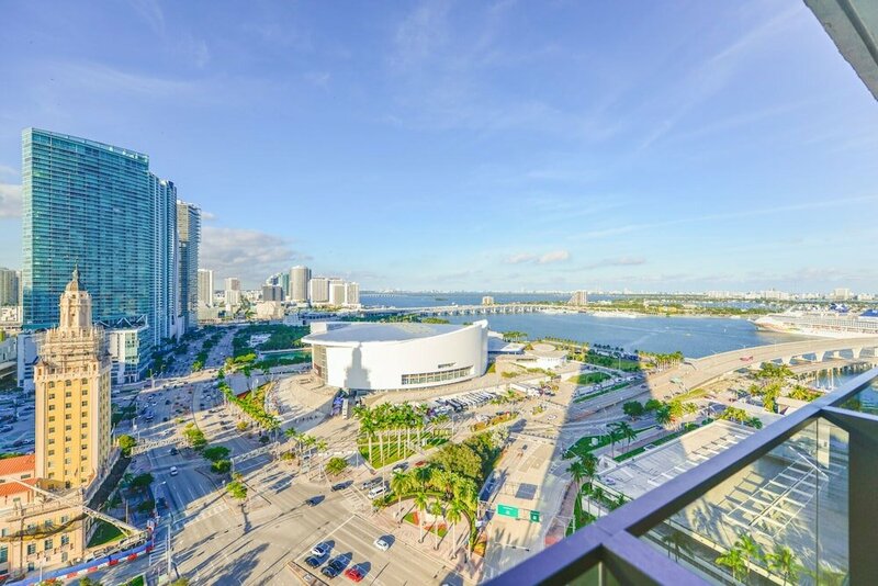 Апартаменты Front Row Bay Views from your Apt