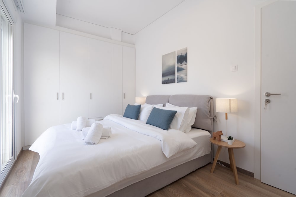 Фото Athens Hideout apt with rooftop