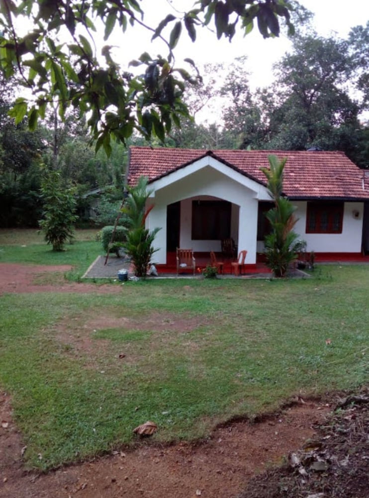 Фото Cocos Villa Hikkaduwa