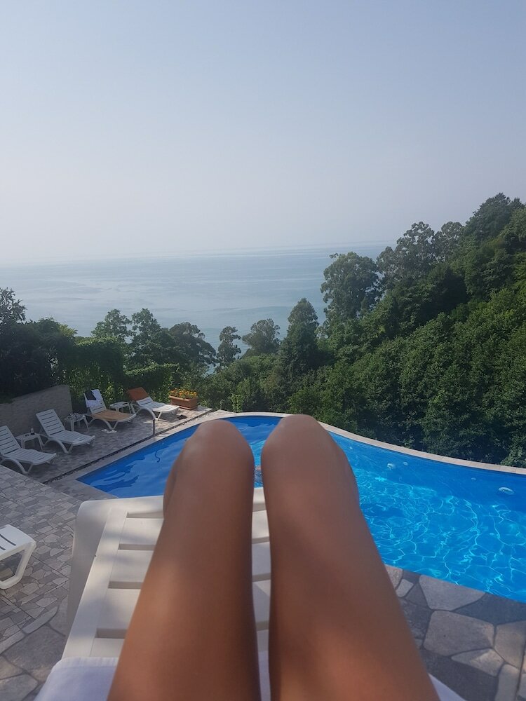 Фото Hotel Hills Kvariati