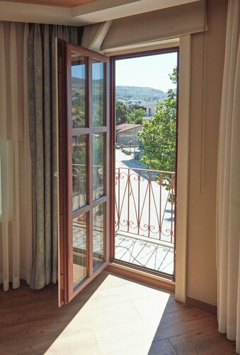 Гостиница Meydani Butik Hotel в Гёкчеаде