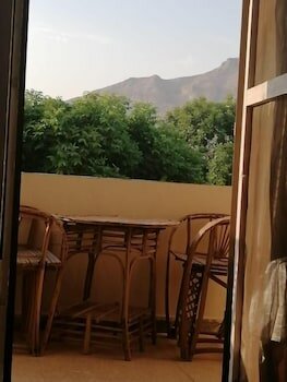 Фото Pharaonic Rose