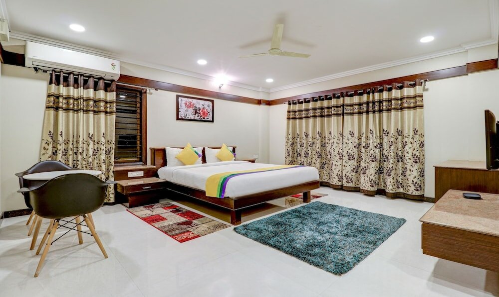 Фото Jade Blue Suites