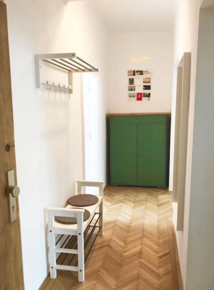 Фото Lovely Apartment directly at Naschmarkt