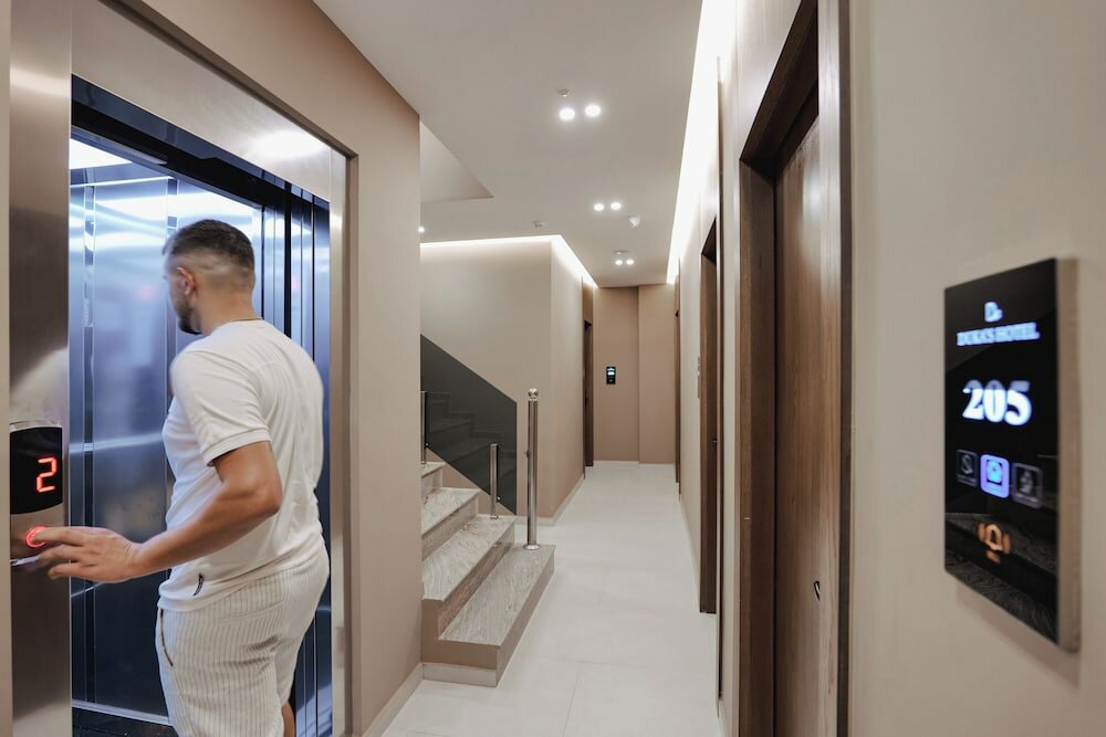 Фото Duka's Hotel