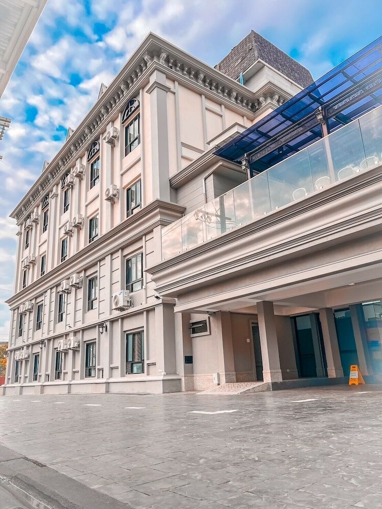 Фото Huern Kan Thong Hotel